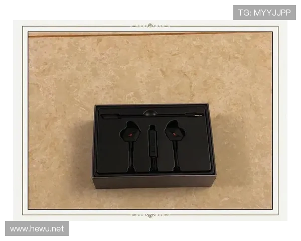 钛度T01头戴式游戏耳机深度评测 极致音质与舒适体验并存